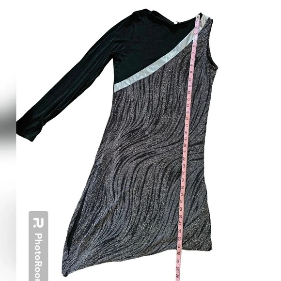 Style Plus Large Silver Black Sparkly Asymmetrical 90s Dance Performance Dress - Picture 5 of 7